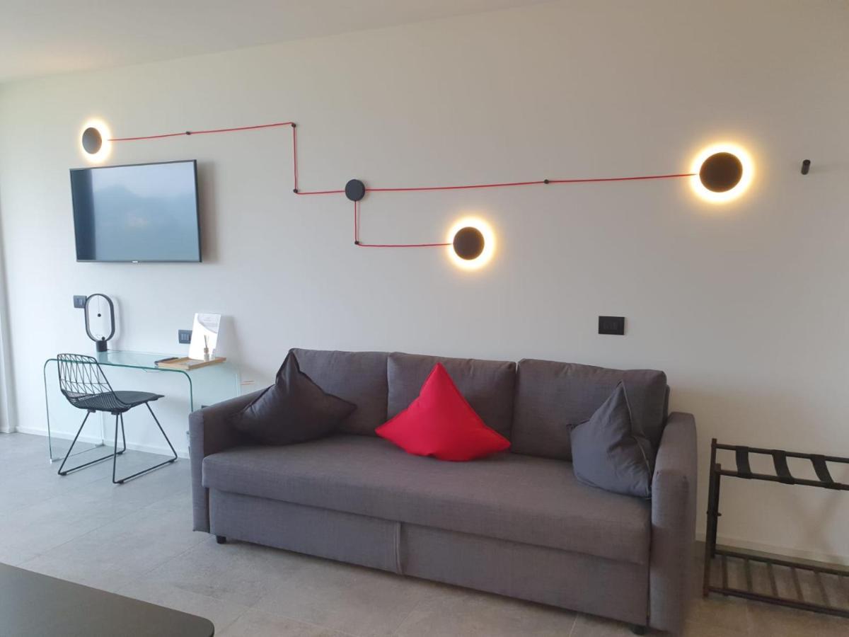 Visioni Lake View Boutique Rooms & Breakfast - Adults Friendly Riva del Garda Dış mekan fotoğraf